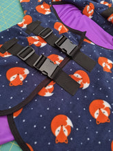 Load image into Gallery viewer, Fleece show rug up to 5.6"