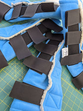 Load image into Gallery viewer, Fleece exercise boots with faux fur lining