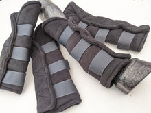 Load image into Gallery viewer, Fleece travel boots