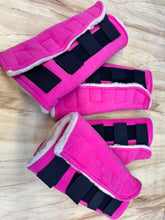 Load image into Gallery viewer, Exercise boots with faux fur lining