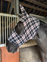 Load image into Gallery viewer, Fleece horse heads