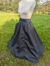 Load image into Gallery viewer, Reversible Waterproof circular riding skirt