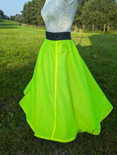 Load image into Gallery viewer, Reversible Waterproof circular riding skirt
